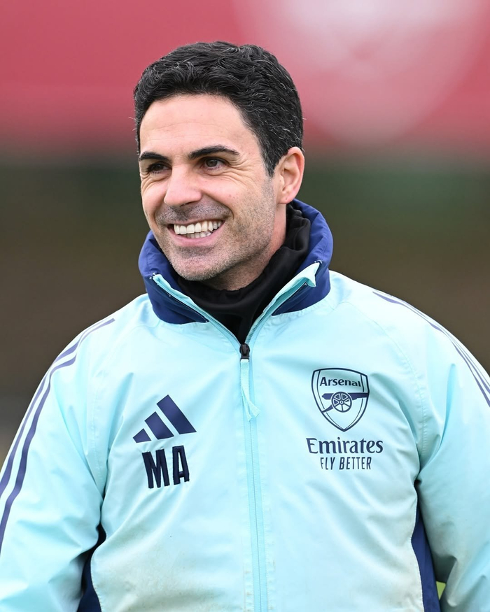 美国vs乌拉圭：蒂尔曼、赖特首发，维纳斯出战（美国对阵乌拉圭：蒂尔曼、赖特先发，维纳斯登场）