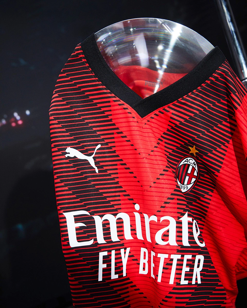 西媒：梅西造访诺坎普未提前联系巴萨，但俱乐部显然知情