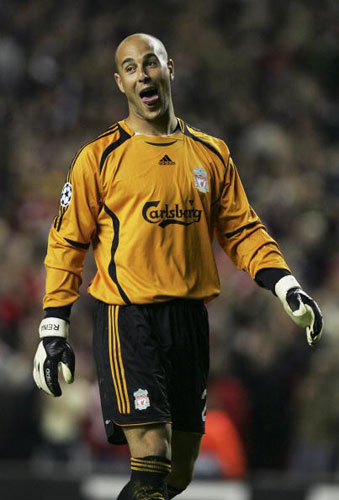 弗兰克：接手时觉得缺少6号位，帕利尼亚具有我们需要的特点