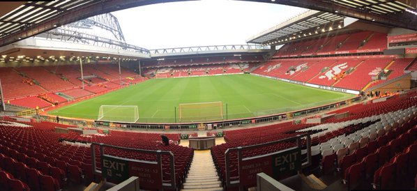 半场战报：奥格斯堡0-0汉堡