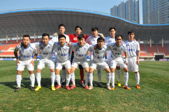 北京国安vs梅州客家首发：三外援PK四外援，塞鸟替补（北京国安对阵梅州客家首发公布：三外援对四外援，塞鸟替补待命）