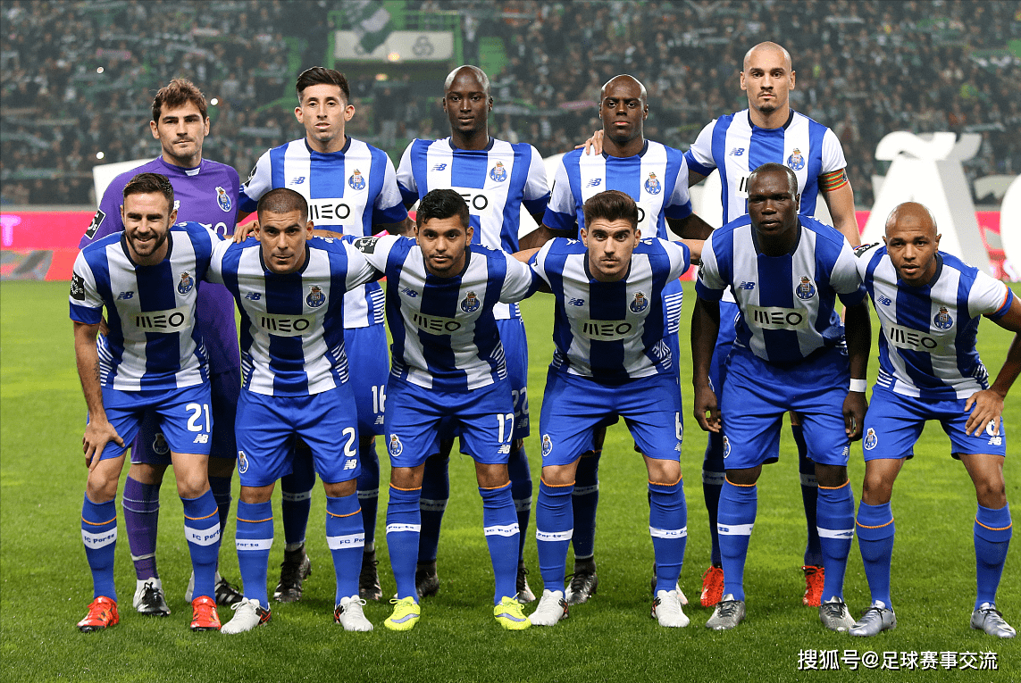 篮球湖人球迷热情支持球队