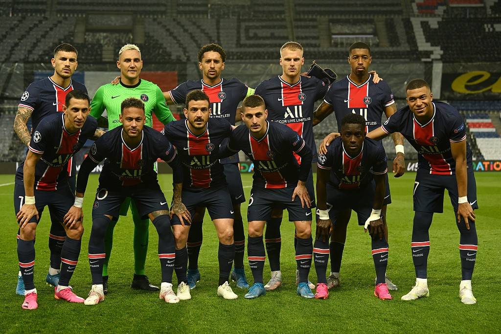 克瓦拉茨赫利亚双响炮率巴黎5-0大胜雷恩，重返争冠正轨