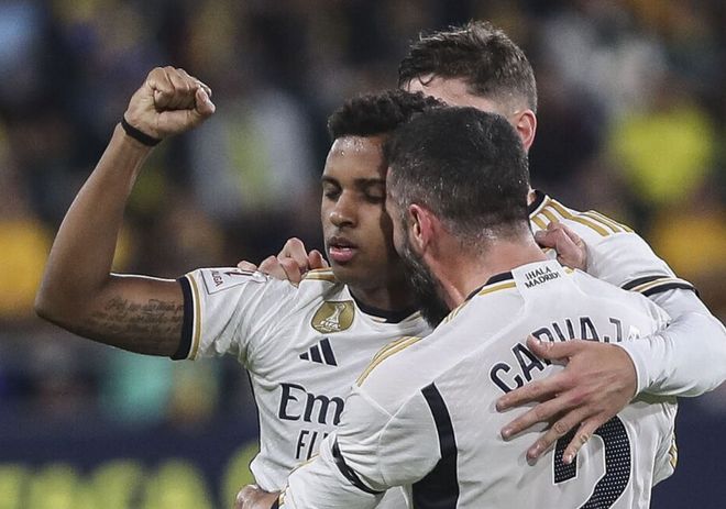 意甲战报：索尔斯比头球制胜，热那亚2-1力克维罗纳（意甲速报：索尔斯比头球破门，热那亚2-1击败维罗纳）