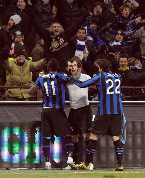 他们是知名体操伉俪，退役后一起移居美国，如今却在美国官司缠身