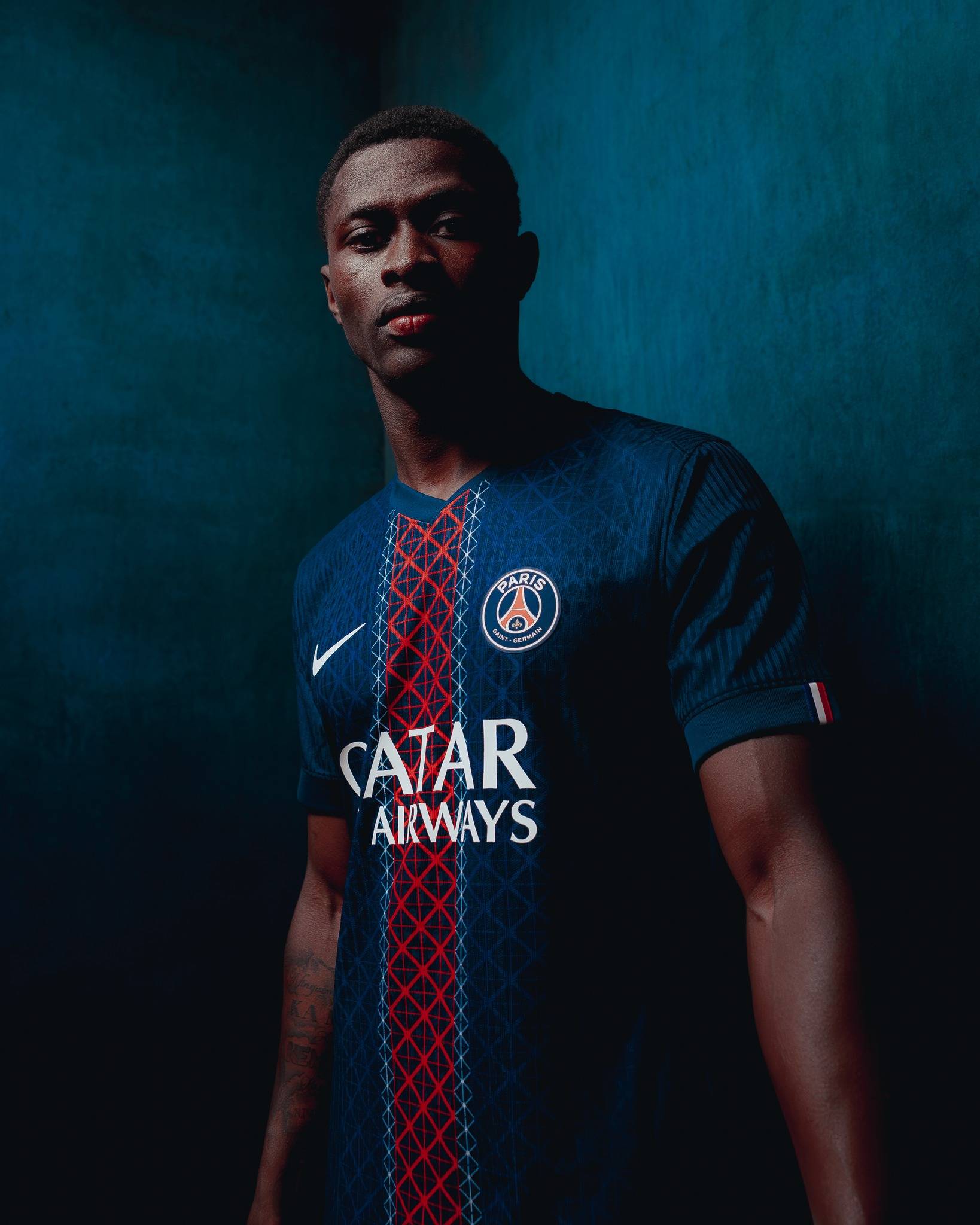 英足总：与利物浦比赛中行为不当 罗梅罗被正式指控（罗梅罗因在对阵利物浦时的不当行为遭英足总正式指控）