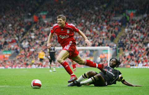 罗体：账目监督机构裁定那不勒斯和比萨冬窗必须卖人才能引援（罗体：财务监管裁定，那不勒斯与比萨冬窗需先卖人方可引援）