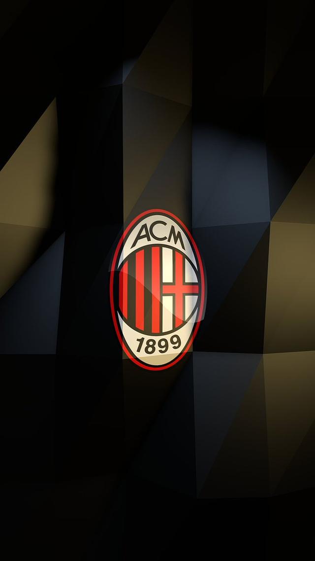 一场0-1爆出大冷门，意甲领头羊倒下，惨遭淘汰，萨里神换人