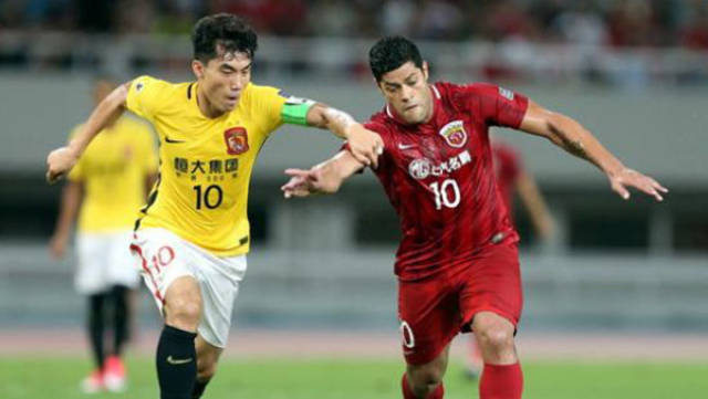 赖因德斯：我不是曼城的新德布劳内，我是很全面的中场球员（赖因德斯：别把我当作曼城新德布劳内，我是一名全能中场）